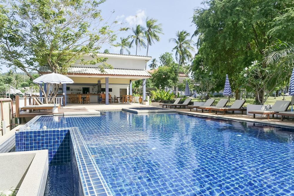 Soontreeya Lanta Hotel Koh Lanta Exterior photo
